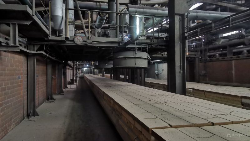 Fahrweg Schiebebuehne Pressen Hangseite